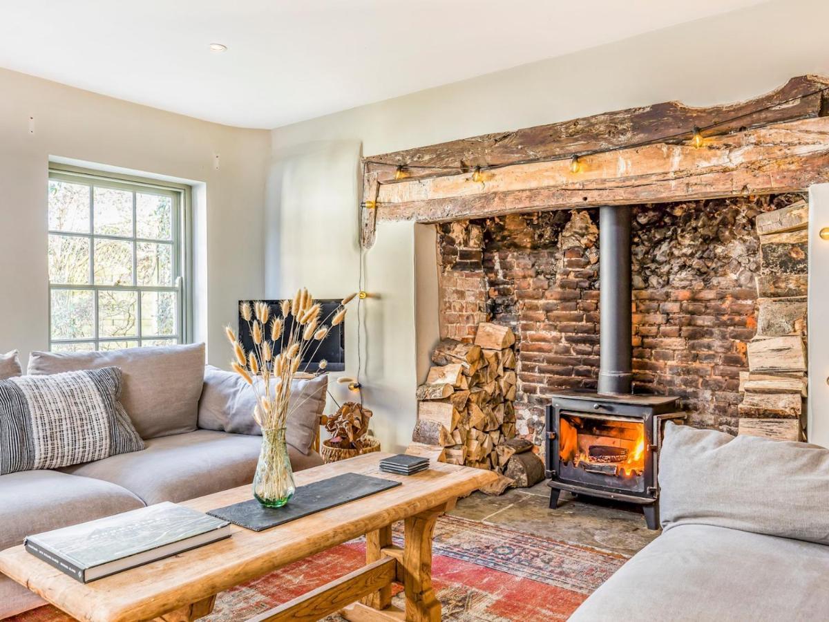 Pass The Keys Charming Downland Cottage Chichester Exterior foto